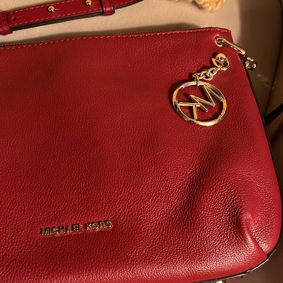 Michael Kors Large Lillie Crossbody/Messenger Bag - Picture 7 of 12